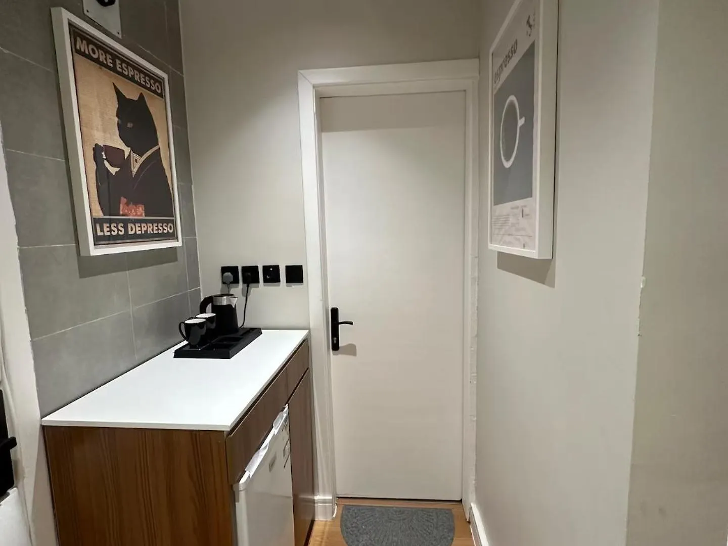 Featured Studio Next To Hittin Boulevard リヤード ゲストハウス
